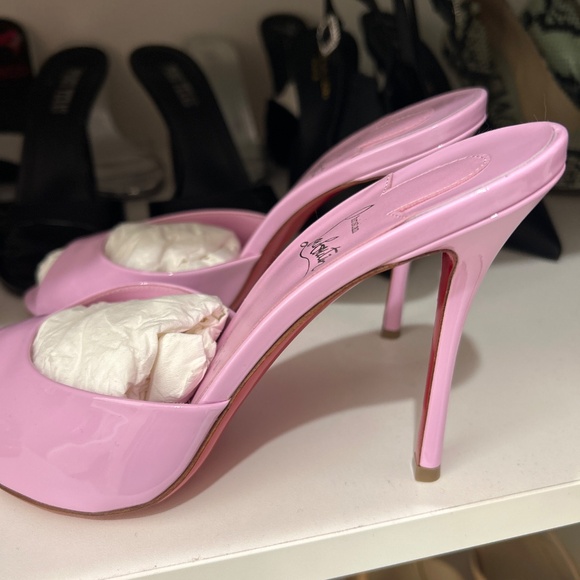 Christian louboutin me doll - Picture 2 of 4